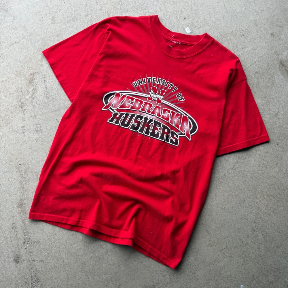 Y2K Mens Sports Image University of Nebraska Huskers Graphic T-Shirt Red Large